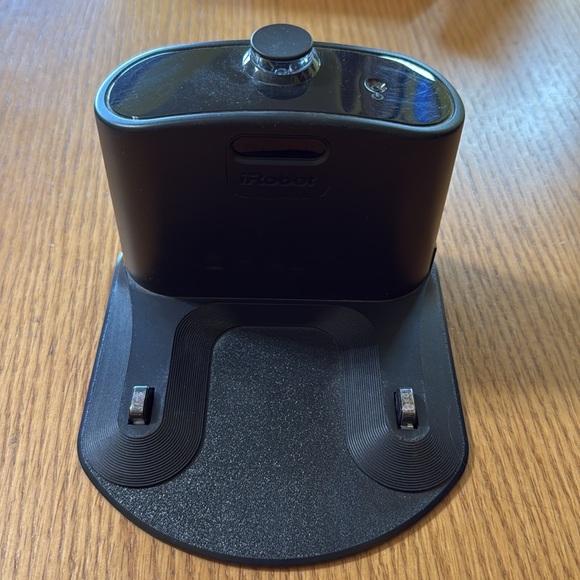 iRobot Roomba Home Base - Picture 3 of 6